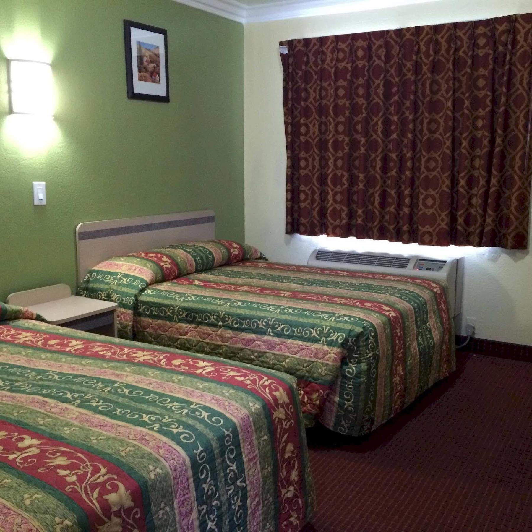 Value Hollywood Motel 2*